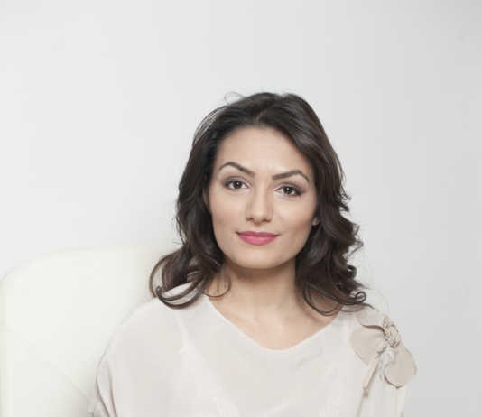 Lidia Dumitru MD Communication