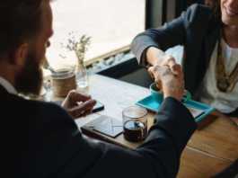 loc de munca consultant finantari