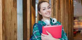 student vip voluntar