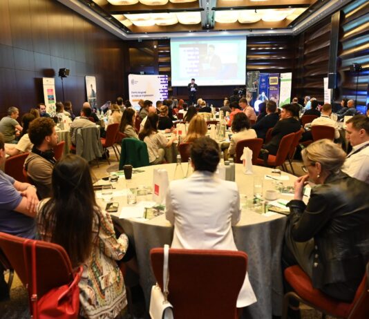 „Principala provocare, în România, este că nu privim sustenabilitatea ca pe o oportunitate de creștere business-ului”. Descoperă principalele concluzii ale conferinței ESG:ro 2023