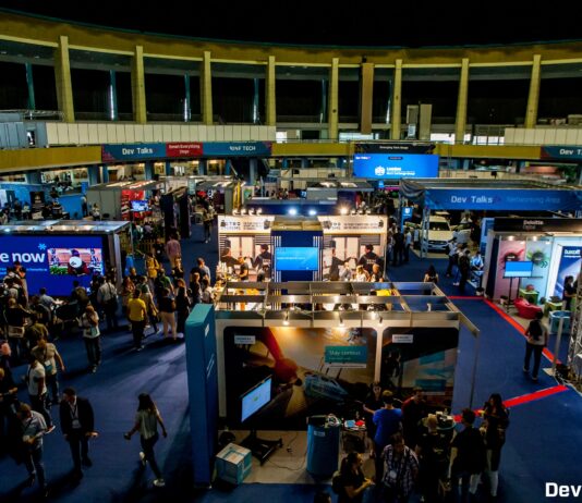 În câteva zile începe DevTalks România. Peste 3500 developeri se vor întâlni la ROMEXPO, pe 21-22 iunie, alături de 110 Speakeri și 60 Giganți Tech în Zona Expoziționala