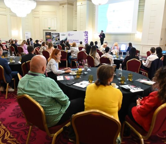 Concluziile specialiștilor invitați la CFO Conference. „Răspunsul la vremurile pe care le trăim nu este, în niciun caz, să tăiem costuri. Acestea trebuie ajustate, însă, din punct de vedere strategic, viitorul ține de investiții”
