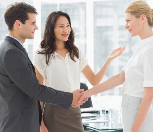 10 moduri prin care poti transforma lead-urile in clienti platitori