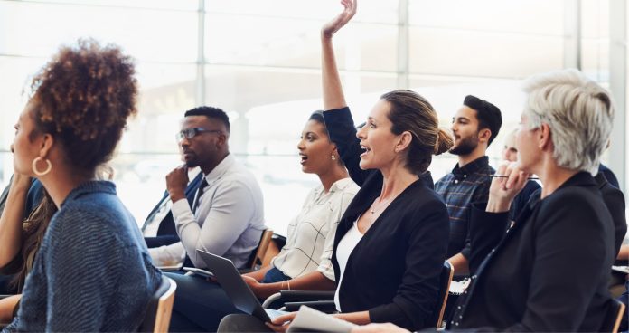 10 intrebari la care trebuie sa raspunzi inainte de a incepe un business