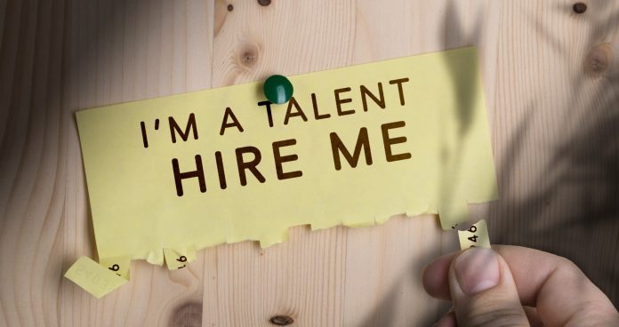 5 metode prin care poti descoperi talente ascunse in piata muncii