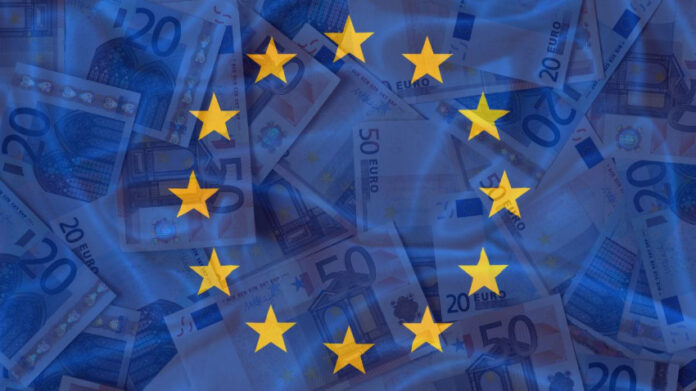 Autoritatea de Management a Programului Regional București-Ilfov 2021-2027 a lansat recent două apeluri importante dedicate transformării digitale a IMM‑urilor. Acestea permit companiilor din regiune să acceseze fonduri europene nerambursabile pentru achiziția și implementarea de soluții digitale moderne, iar data limită a depunerii proiectelor este septembrie 2025.